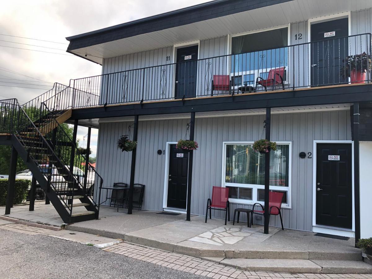 New Rockland Motel Bobcaygeon Exteriör bild