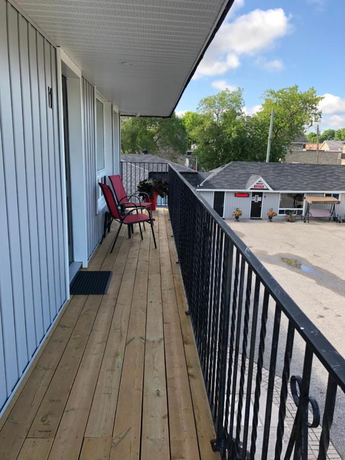 New Rockland Motel Bobcaygeon Exteriör bild